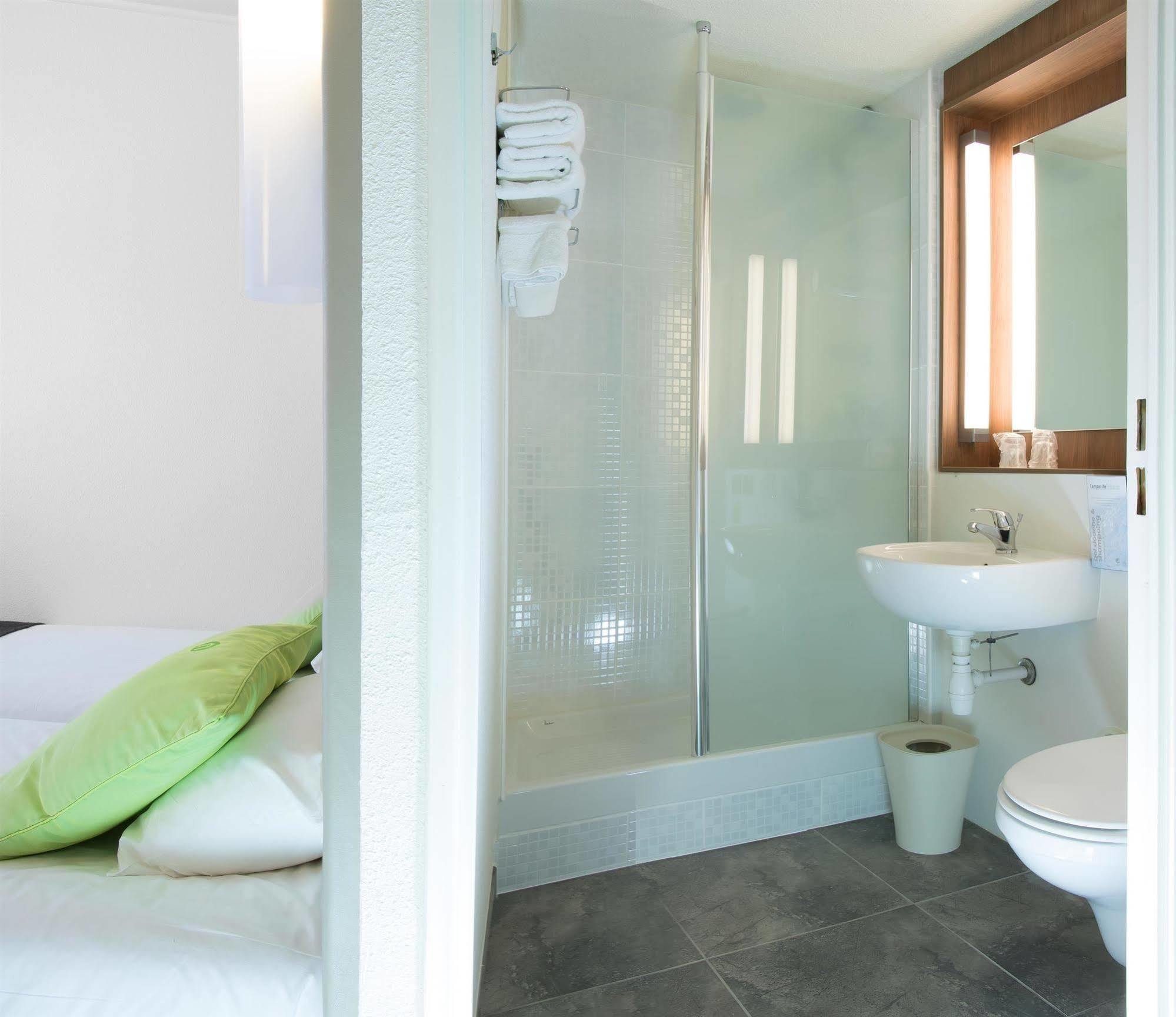 Campanile Nantes Saint-Sebastien-Sur-Loire Hotell Eksteriør bilde