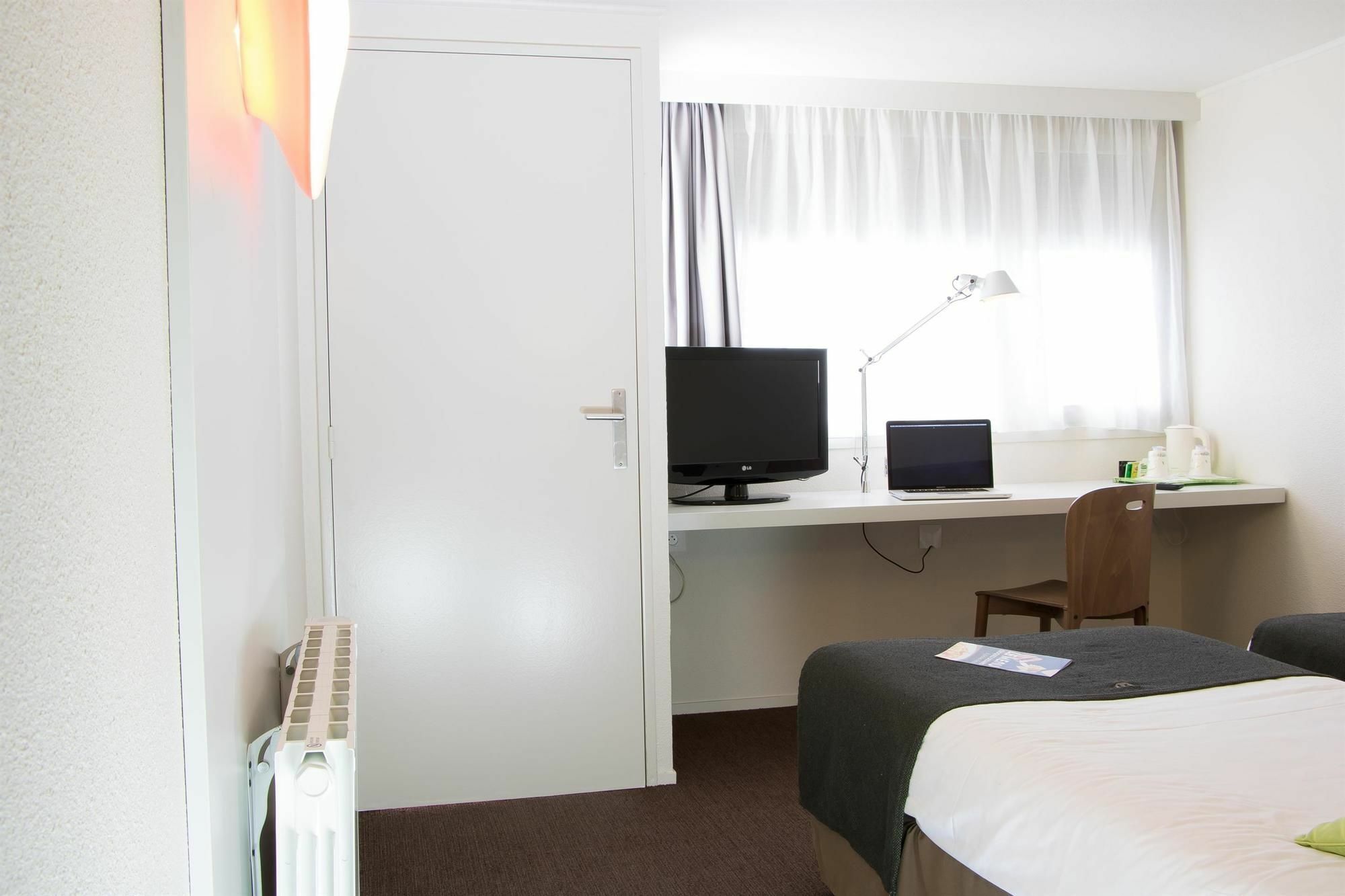 Campanile Nantes Saint-Sebastien-Sur-Loire Hotell Eksteriør bilde