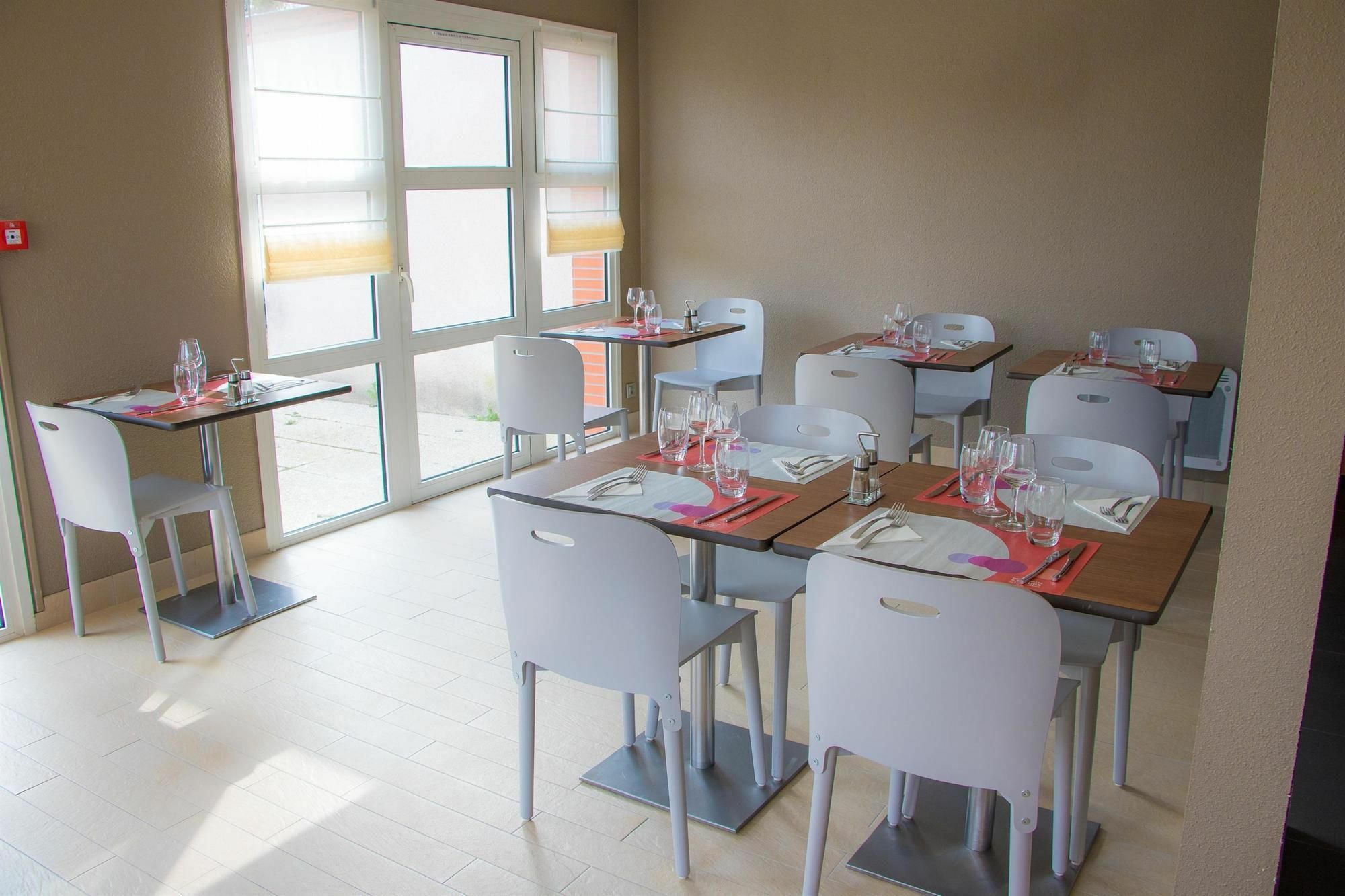 Campanile Nantes Saint-Sebastien-Sur-Loire Hotell Eksteriør bilde